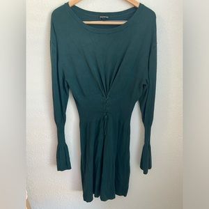 NWOT, Express Stretchy Knits Green Long Bell Sleeve Dress Waist Tie Accents Sz L